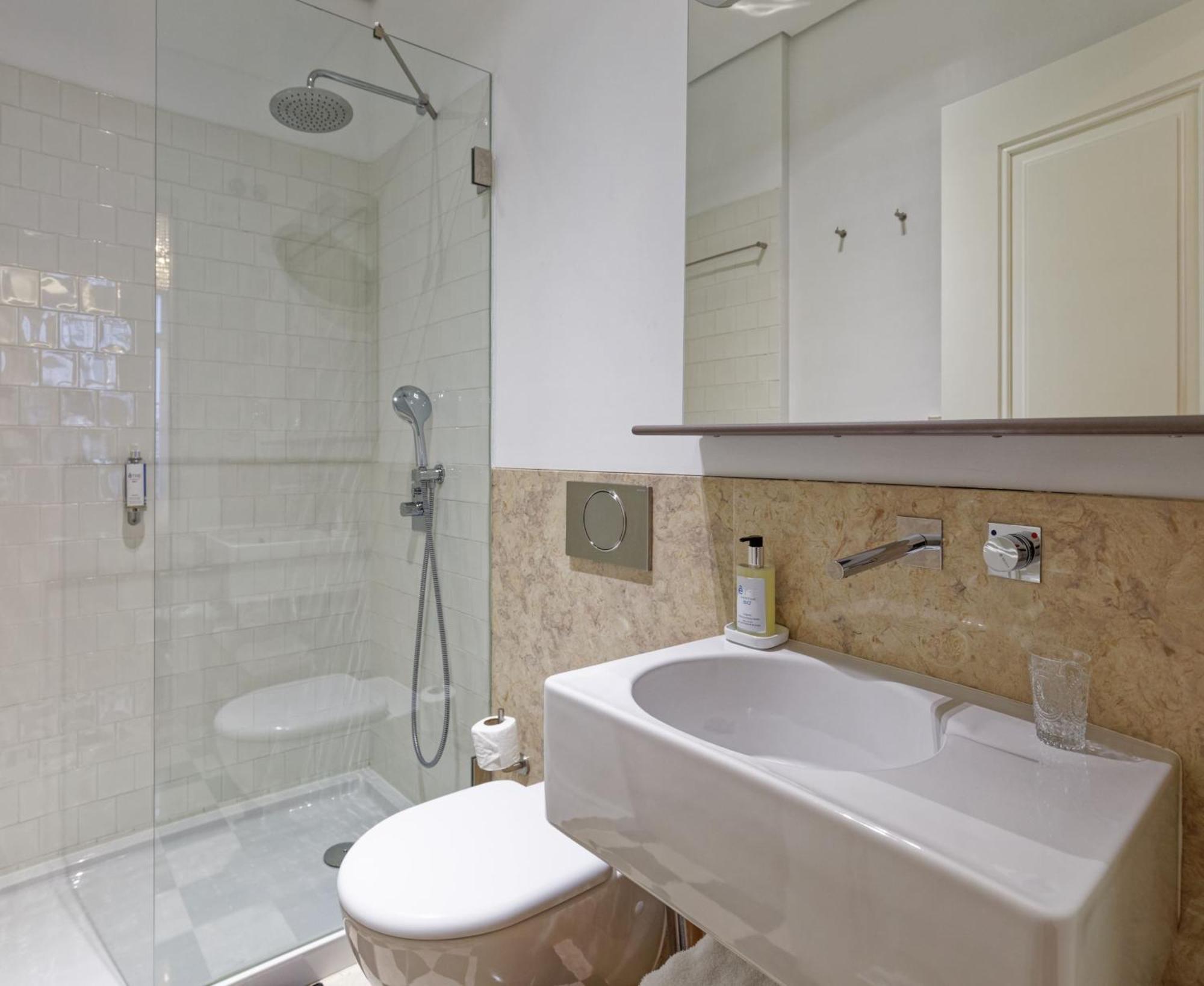 Boutique Chiado Suites Lisbon Room photo